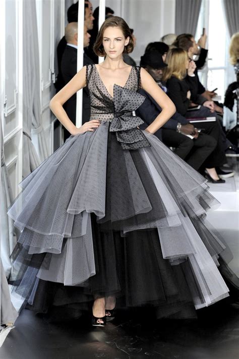 christian dior couture website.